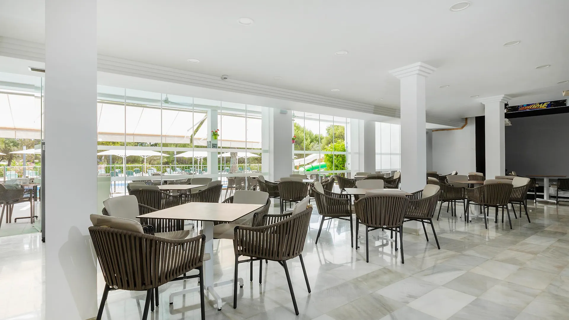 Apartahotel Apartamentos Cala d'Or Playa