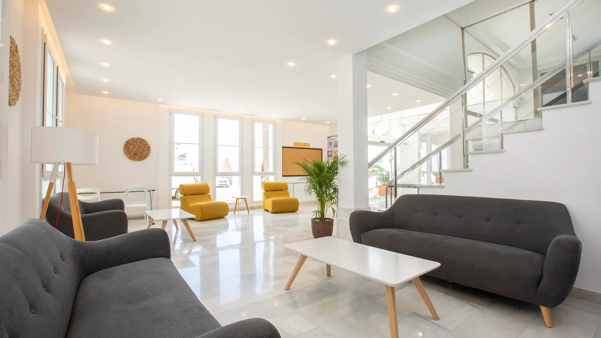 Apartamentos Cala D'Or Playa Spain