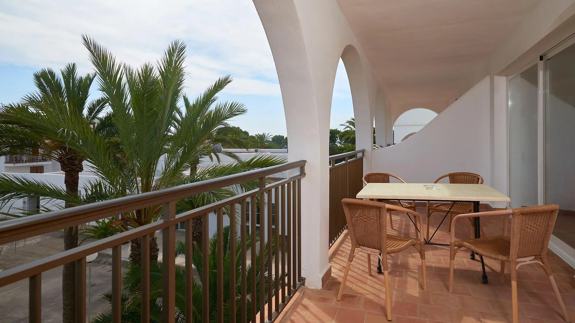 Apartahotel Apartamentos Cala d'Or Playa